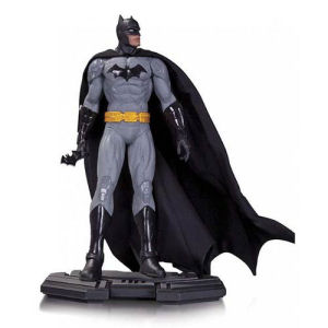 DC Comics Icons Batman 1/6th Scale Statue