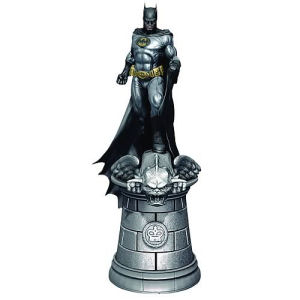 DC Superhero Batman King Chess Piece with Collector Magazine