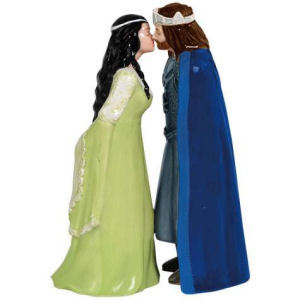 Lord of the Rings Aragorn and Arwen Magnetic Salt and Pepper Shakers