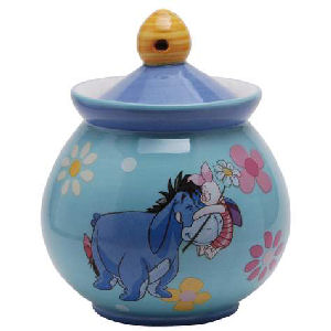 Winnie the Pooh and Friends Hug a Friend 6 Ounce Sugar Jar